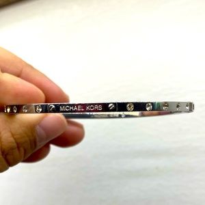 ❤️ Michael Kors Studded Bangle 💎